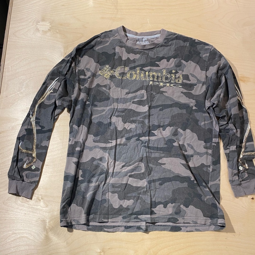 Columbia Camouflage Long Sleeve Shirt XL (LU)